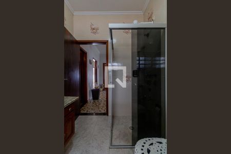 Casa à venda com 287m², 6 quartos e 6 vagas Casa à venda com 287m², 6 quartos e 6 vagasBanheiro