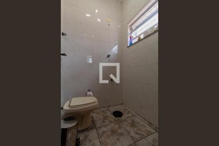 Casa à venda com 287m², 6 quartos e 6 vagas Casa à venda com 287m², 6 quartos e 6 vagasLavabo