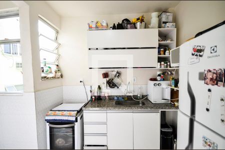 Apartamento à venda com 57m², 2 quartos e 1 vagaCozinha e Área de Serviço