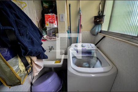 Apartamento à venda com 57m², 2 quartos e 1 vagaCozinha e Área de Serviço