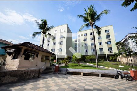 Apartamento à venda com 57m², 2 quartos e 1 vagaFachada