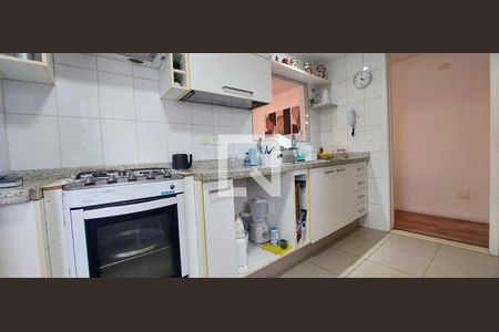 Apartamento à venda com 68m², 2 quartos e 1 vagaCozinha