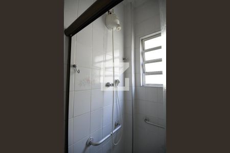 Casa à venda com 244m², 4 quartos e 3 vagasBanheiro Suíte 2