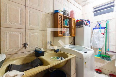 Casa à venda com 172m², 2 quartos e 2 vagas Casa à venda com 172m², 2 quartos e 2 vagasÁrea de Serviço