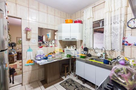 Casa à venda com 172m², 2 quartos e 2 vagas Casa à venda com 172m², 2 quartos e 2 vagasCozinha