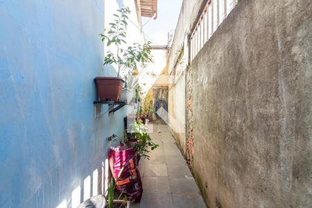 Casa à venda com 172m², 2 quartos e 2 vagas Casa à venda com 172m², 2 quartos e 2 vagasQuintal