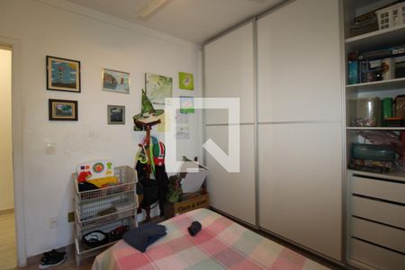 Casa à venda com 398m², 3 quartos e 8 vagas Casa à venda com 398m², 3 quartos e 8 vagasQuarto