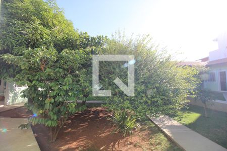 Casa à venda com 398m², 3 quartos e 8 vagas Casa à venda com 398m², 3 quartos e 8 vagasVista
