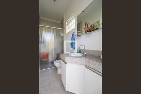 Casa à venda com 398m², 3 quartos e 8 vagas Casa à venda com 398m², 3 quartos e 8 vagasBanheiro