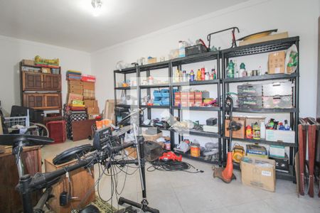 Casa à venda com 398m², 3 quartos e 8 vagas Casa à venda com 398m², 3 quartos e 8 vagasDespensa