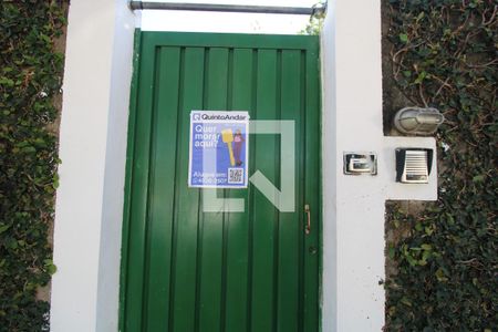 Casa à venda com 398m², 3 quartos e 8 vagas Casa à venda com 398m², 3 quartos e 8 vagasPlaquinha