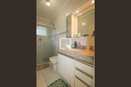 Casa à venda com 398m², 3 quartos e 8 vagas Casa à venda com 398m², 3 quartos e 8 vagasBanheiro
