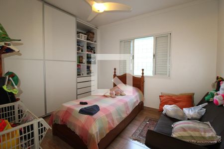 Casa à venda com 398m², 3 quartos e 8 vagas Casa à venda com 398m², 3 quartos e 8 vagasQuarto