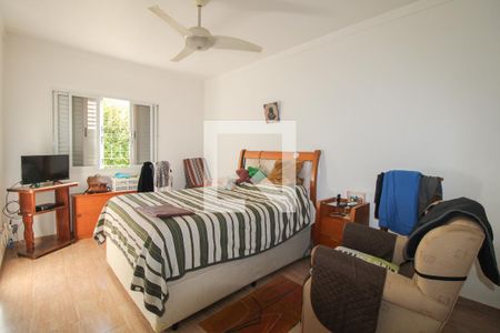 Casa à venda com 398m², 3 quartos e 8 vagas Casa à venda com 398m², 3 quartos e 8 vagasQuarto