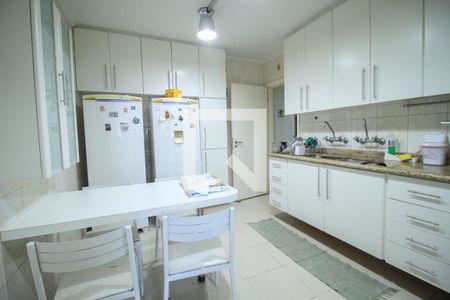 Apartamento à venda com 134m², 3 quartos e 2 vagasCozinha