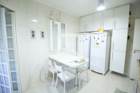 Apartamento à venda com 134m², 3 quartos e 2 vagasCozinha