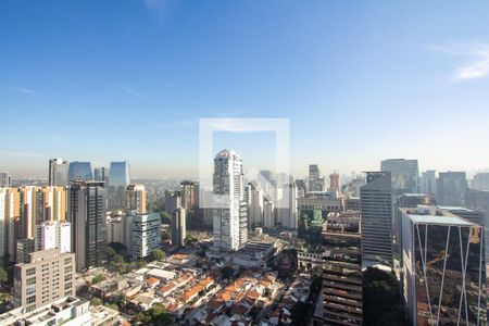 Studio à venda com 77m², 1 quarto e 1 vaga Studio à venda com 77m², 1 quarto e 1 vagaCobertura vista