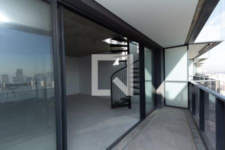 Studio à venda com 77m², 1 quarto e 1 vaga Studio à venda com 77m², 1 quarto e 1 vagaVaranda