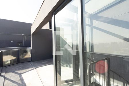 Studio à venda com 77m², 1 quarto e 1 vaga Studio à venda com 77m², 1 quarto e 1 vagaCobertura