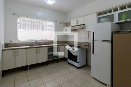 Casa para alugar com 700m², 5 quartos e 6 vagasCozinha