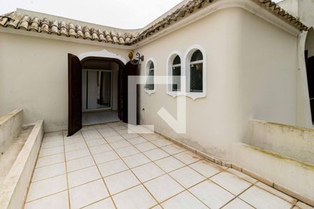 Casa para alugar com 700m², 5 quartos e 6 vagasVaranda