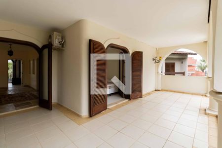 Casa para alugar com 700m², 5 quartos e 6 vagasVaranda