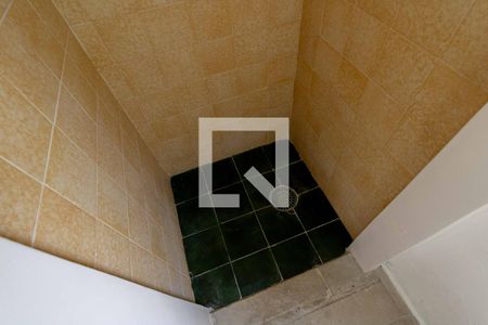 Casa para alugar com 700m², 5 quartos e 6 vagasBanheiro 1