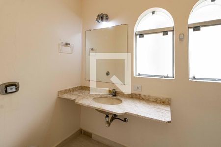 Casa para alugar com 700m², 5 quartos e 6 vagasBanheiro da Suíte 2