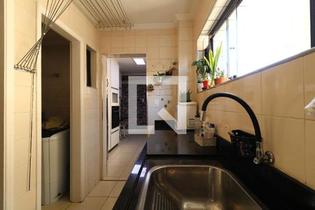 Apartamento à venda com 107m², 3 quartos e 2 vagasÁrea de Serviço