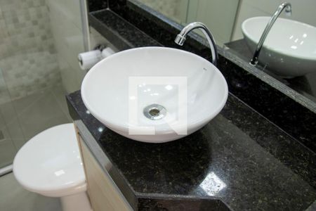 Apartamento para alugar com 50m², 2 quartos e 1 vaga Apartamento para alugar com 50m², 2 quartos e 1 vagaBanheiro
