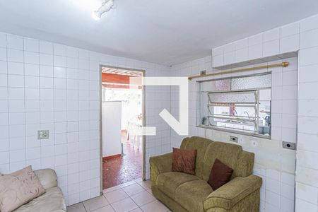 Casa à venda com 2 quartos, 229m² em Vila Baruel, São Paulo
