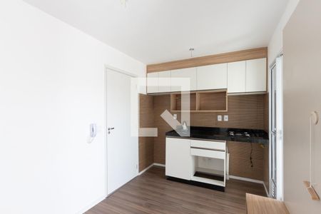 Sala/Cozinha de apartamento à venda com 2 quartos, 33m² em Água Branca, São Paulo