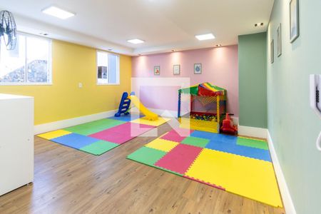 Apartamento à venda com 33m², 2 quartos e sem vaga Apartamento à venda com 33m², 2 quartos e sem vagaÁrea comum