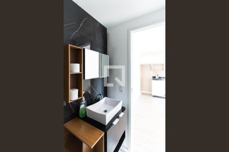 Apartamento à venda com 33m², 2 quartos e sem vaga Apartamento à venda com 33m², 2 quartos e sem vagaBanheiro