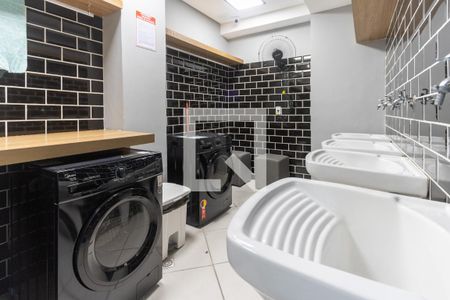 Apartamento à venda com 33m², 2 quartos e sem vaga Apartamento à venda com 33m², 2 quartos e sem vagaÁrea comum