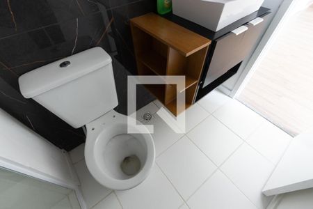 Apartamento à venda com 33m², 2 quartos e sem vaga Apartamento à venda com 33m², 2 quartos e sem vagaBanheiro