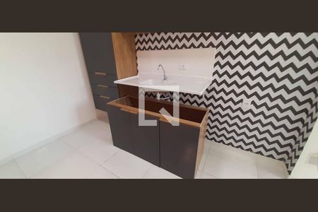 Cozinha de apartamento para alugar com 2 quartos, 55m² em Padroeira, Osasco