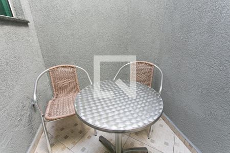 Casa de condomínio à venda com 65m², 2 quartos e 2 vagasÁrea Externa