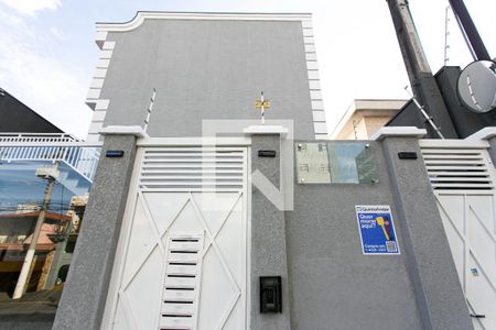 Casa de condomínio à venda com 65m², 2 quartos e 2 vagasFachada