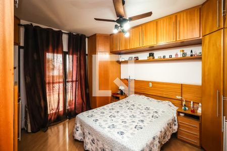 Casa à venda com 225m², 5 quartos e 2 vagasSuíte 3