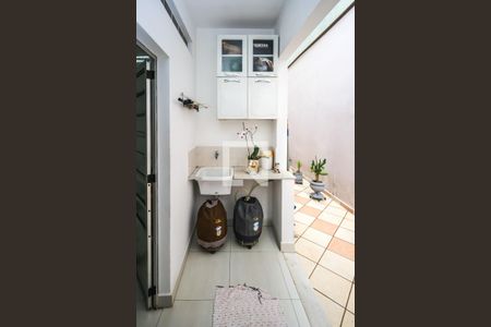 Casa à venda com 225m², 5 quartos e 2 vagasÁrea de Serviço