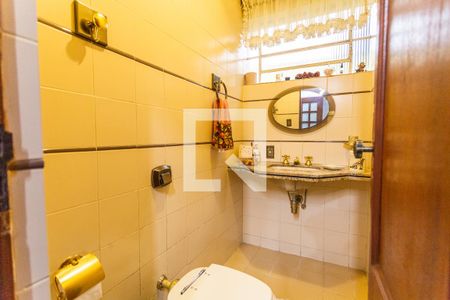 Casa à venda com 500m², 8 quartos e 4 vagas Casa à venda com 500m², 8 quartos e 4 vagasLavabo da Copa