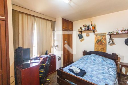 Casa à venda com 500m², 8 quartos e 4 vagas Casa à venda com 500m², 8 quartos e 4 vagasQuarto 5 no 2° Andar