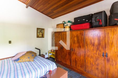 Casa à venda com 500m², 8 quartos e 4 vagas Casa à venda com 500m², 8 quartos e 4 vagasQuarto 4 no 2° Andar