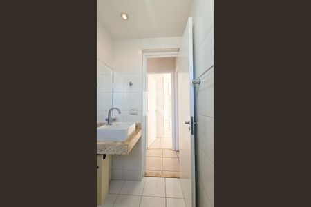 Apartamento para alugar com 49m², 2 quartos e 1 vaga Apartamento para alugar com 49m², 2 quartos e 1 vagaBanheiro