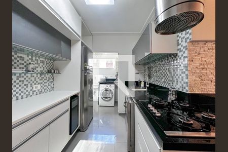 Cozinha de apartamento para alugar com 2 quartos, 70m² em Brooklin Novo, São Paulo