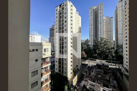 Vista de apartamento para alugar com 2 quartos, 70m² em Brooklin Novo, São Paulo