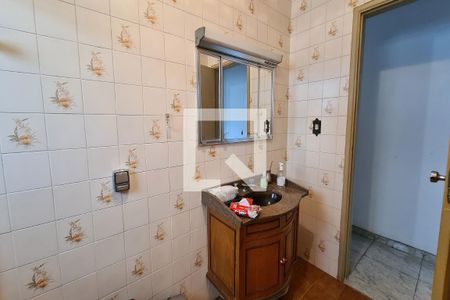 Casa à venda com 186m², 3 quartos e 2 vagasBanheiro