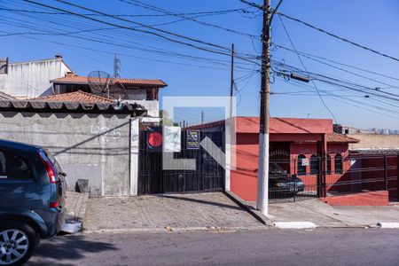 Casa para alugar com 280m², 3 quartos e 5 vagasFachada