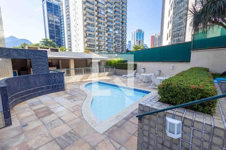 Apartamento à venda com 78m², 2 quartos e 1 vaga Apartamento à venda com 78m², 2 quartos e 1 vagaÁrea comum - Piscina